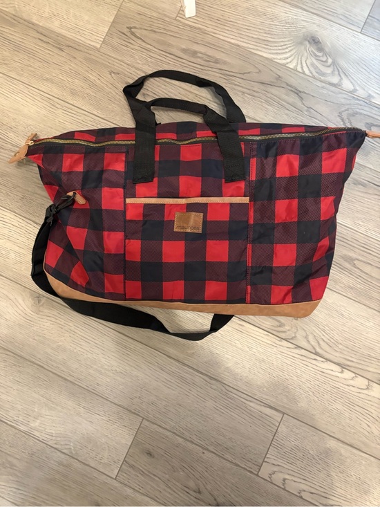 Maurices Other - Maurices Red and Black Buffalo Plaid Faux Leather Travel Duffel Bag